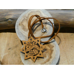 PENDENTIF ETOILE EN BOIS ET CUIR