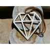 PENDENTIF DIAMANT EN BOIS ET CUIR