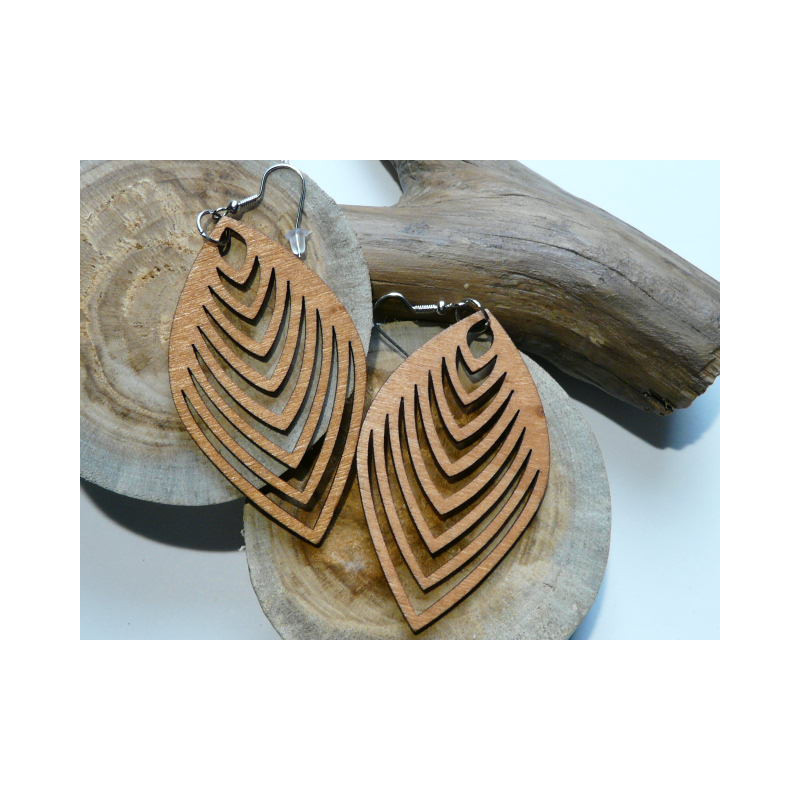 BOUCLE D'OREILLE EN BOIS